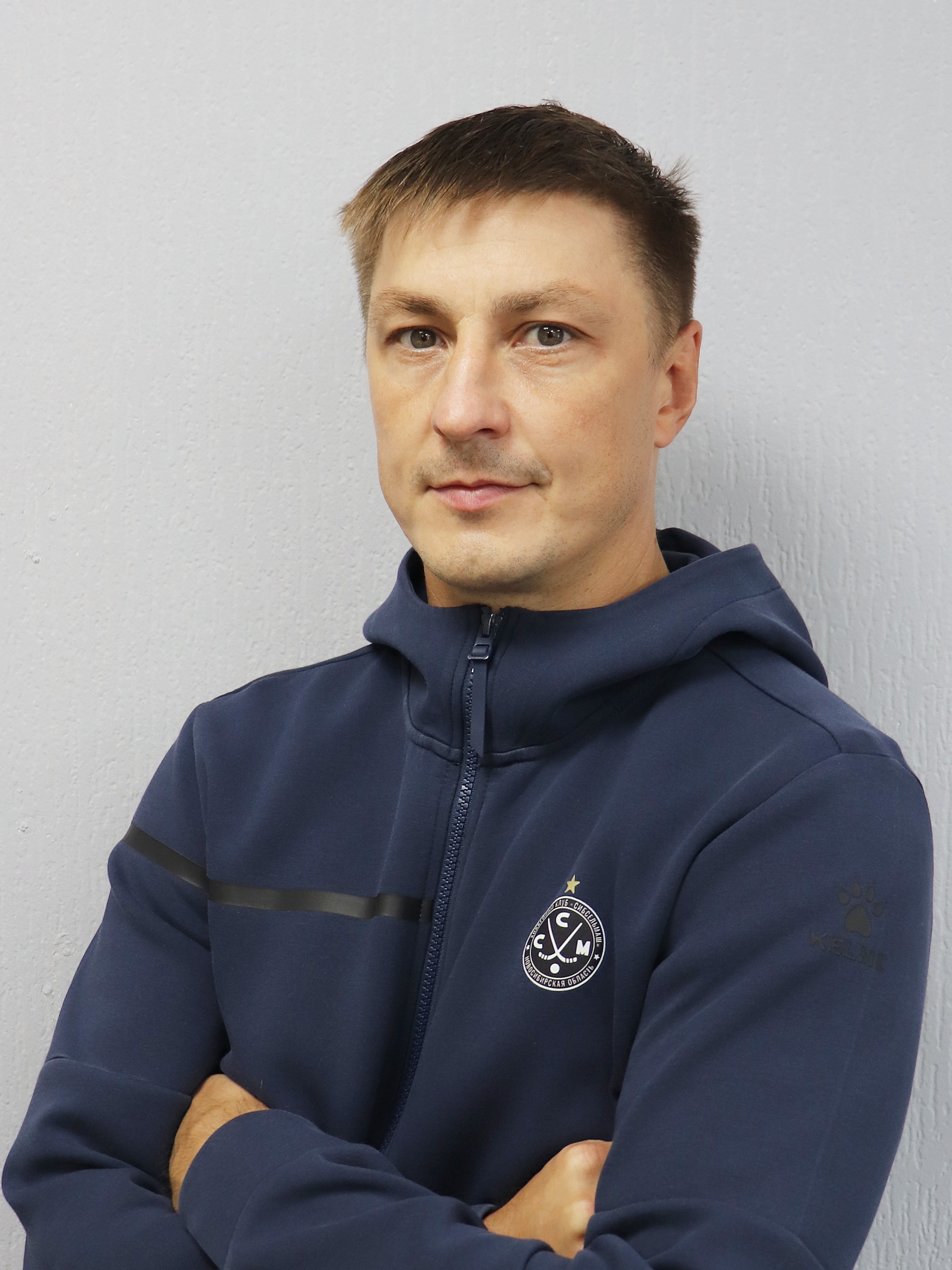 ХК СИБСЕЛЬМАШ: нападающий Анисимов Павел