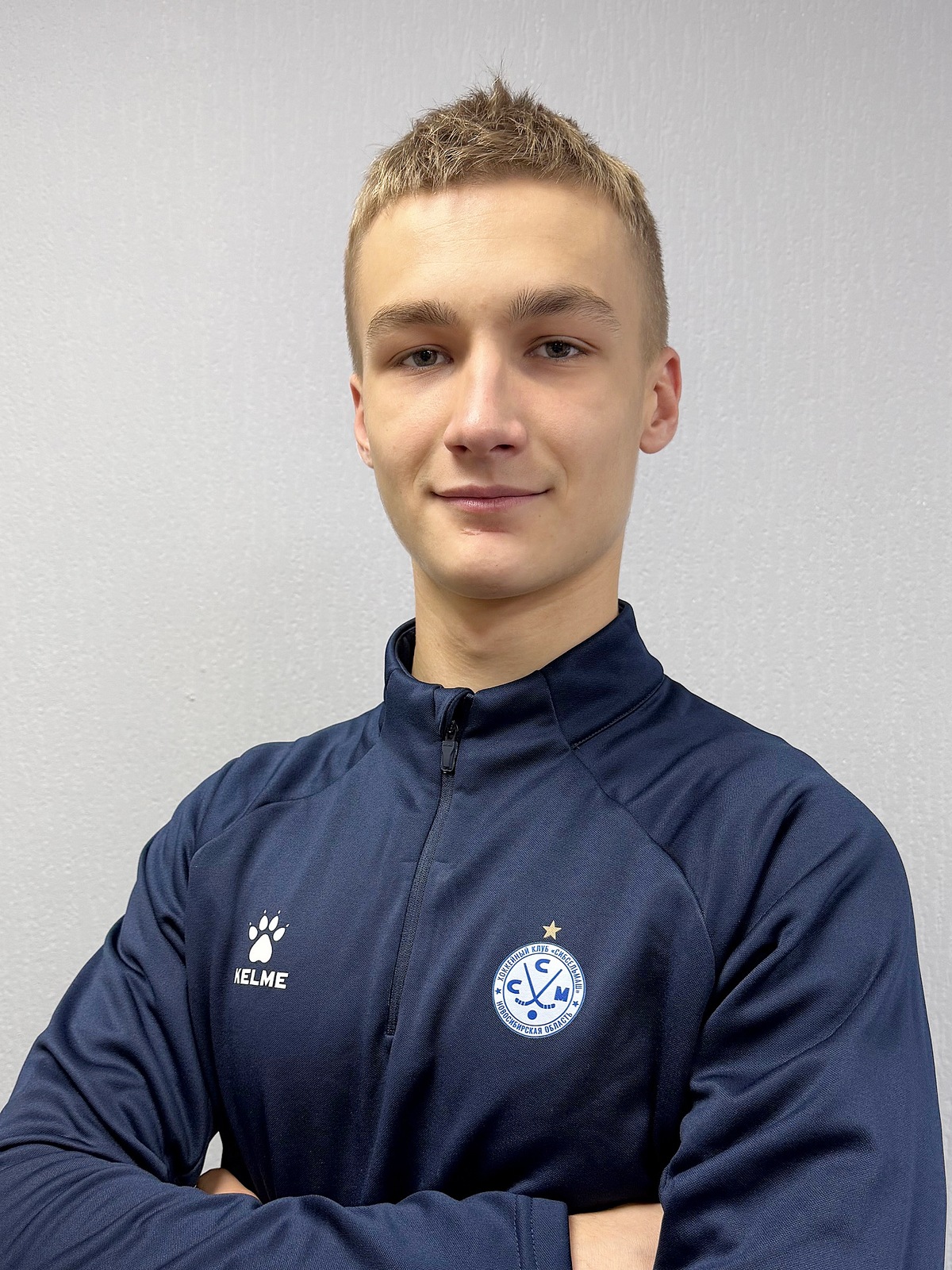 ХК СИБСЕЛЬМАШ: нападающий Земов Даниил